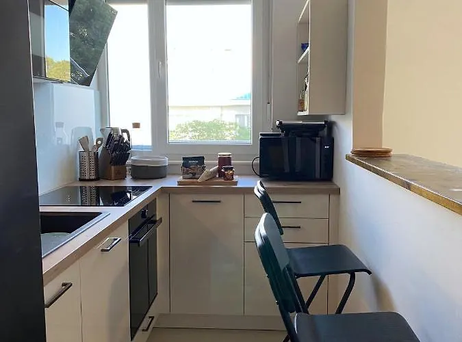 Grandpa Garo Lejlighed *